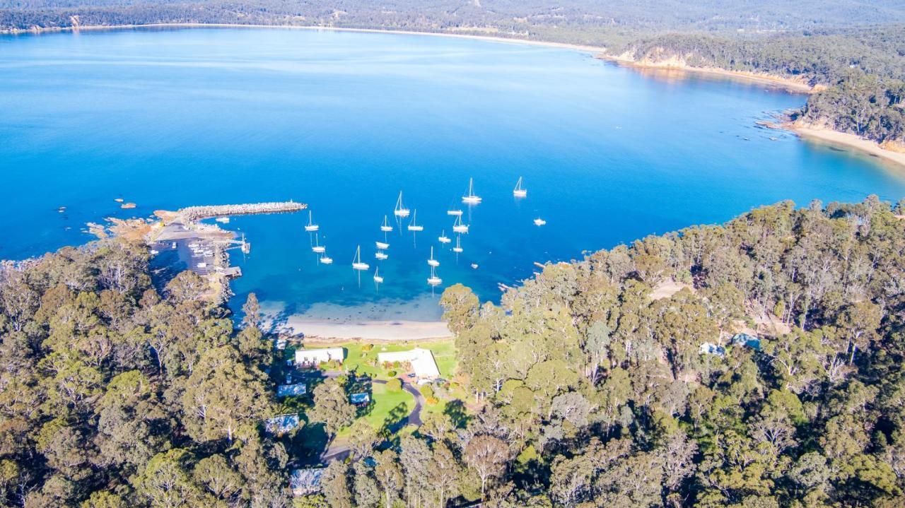 Quarantine Bay Beach Cottages Eden Esterno foto